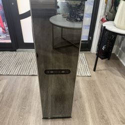 Wineenthusiasts 18 bottle wine 🍷 cooler