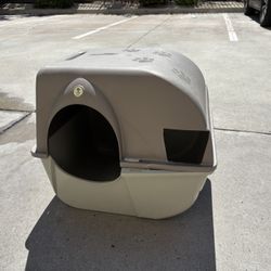 Free Covered Cat Litter Box