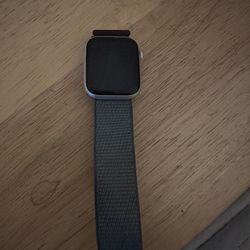 Apple Watch SE( 2nd Gen)