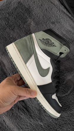 Air Jordan 1 Retro high OG Clay Green