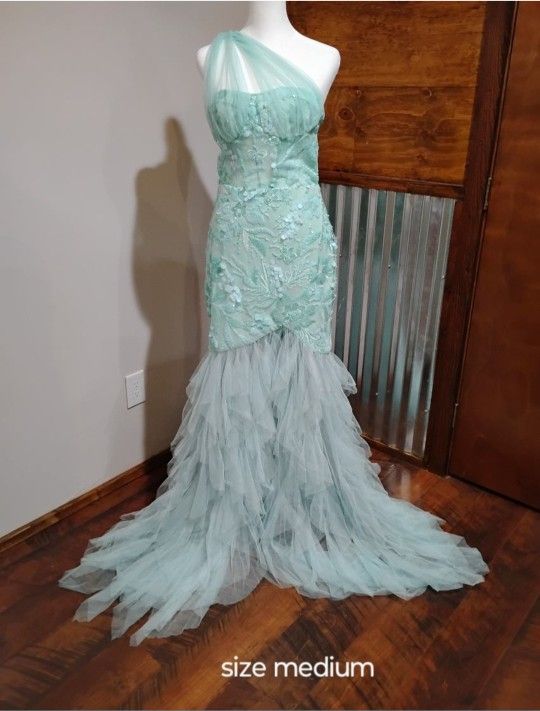 New Luxury One Shoulder Tulle Overlay Mermaid Hem Floral Sequin Prom Dress