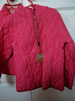 Mid season Lands end quilted insulated jacket size 7-8