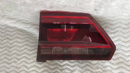 2021 2023 Volkswagen Atlas rear inner left driver side LED taillight OEM    3CN.945.093.D  