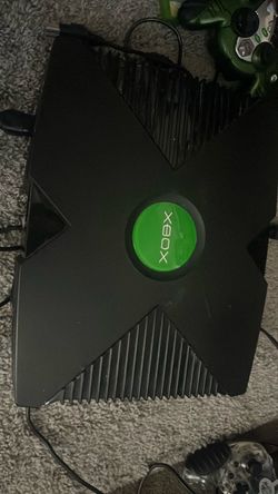 Original xbox w games and controllers