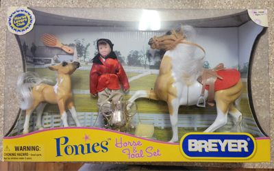 Breyer Ponies Set