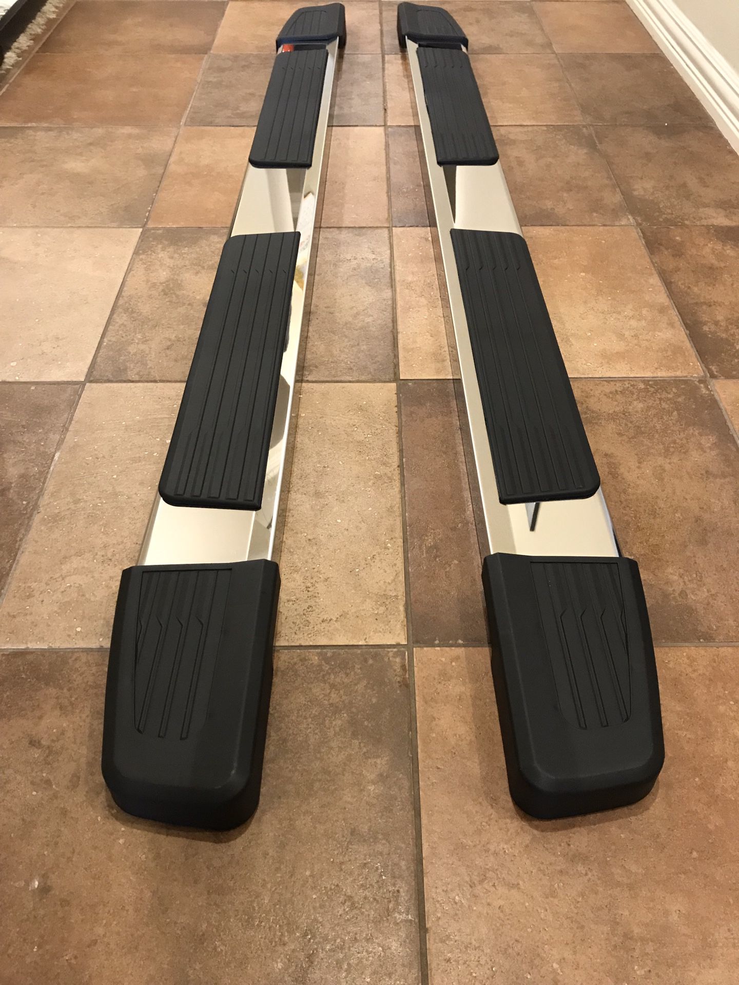 Running boards/ side step bar/ estribos. 6" wide for FORD F150/250, 2019 DODGE RAM, Nissan TITAN, Toyota TUNDRA, Chevy, GMC