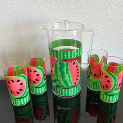 Vintage Acrylic Tumbler Set.