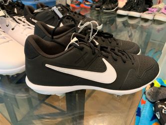 BRAND NEW Nike Cleats 11