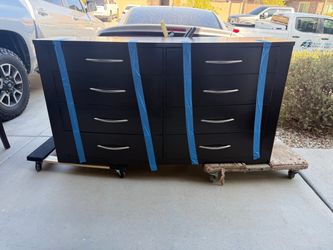 8 door dresser