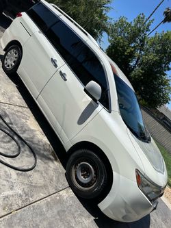2014 Nissan Quest