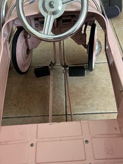 Vintage Pretty In Pink children’s pedal car