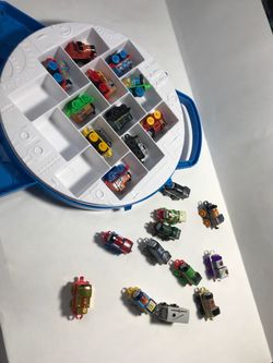Thomas & Friends Minis Collector Case with Trains