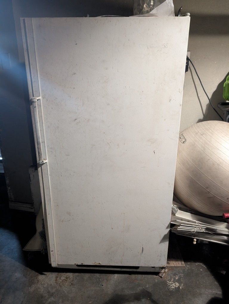 Stand Freezer