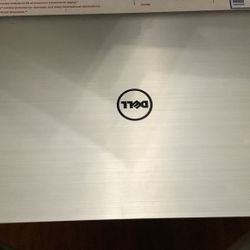 DELL Inspiron 15