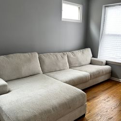 Ashley Furniture Zada 2-Piece Sectional with Chaise  (Pillows Included )