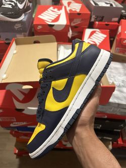 Nike Dunk Low - Michigan 