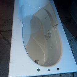Jacuzzi Tub