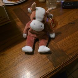 Ty Beanie Baby “Daisy” the Cow – Vintage Plush With Tag