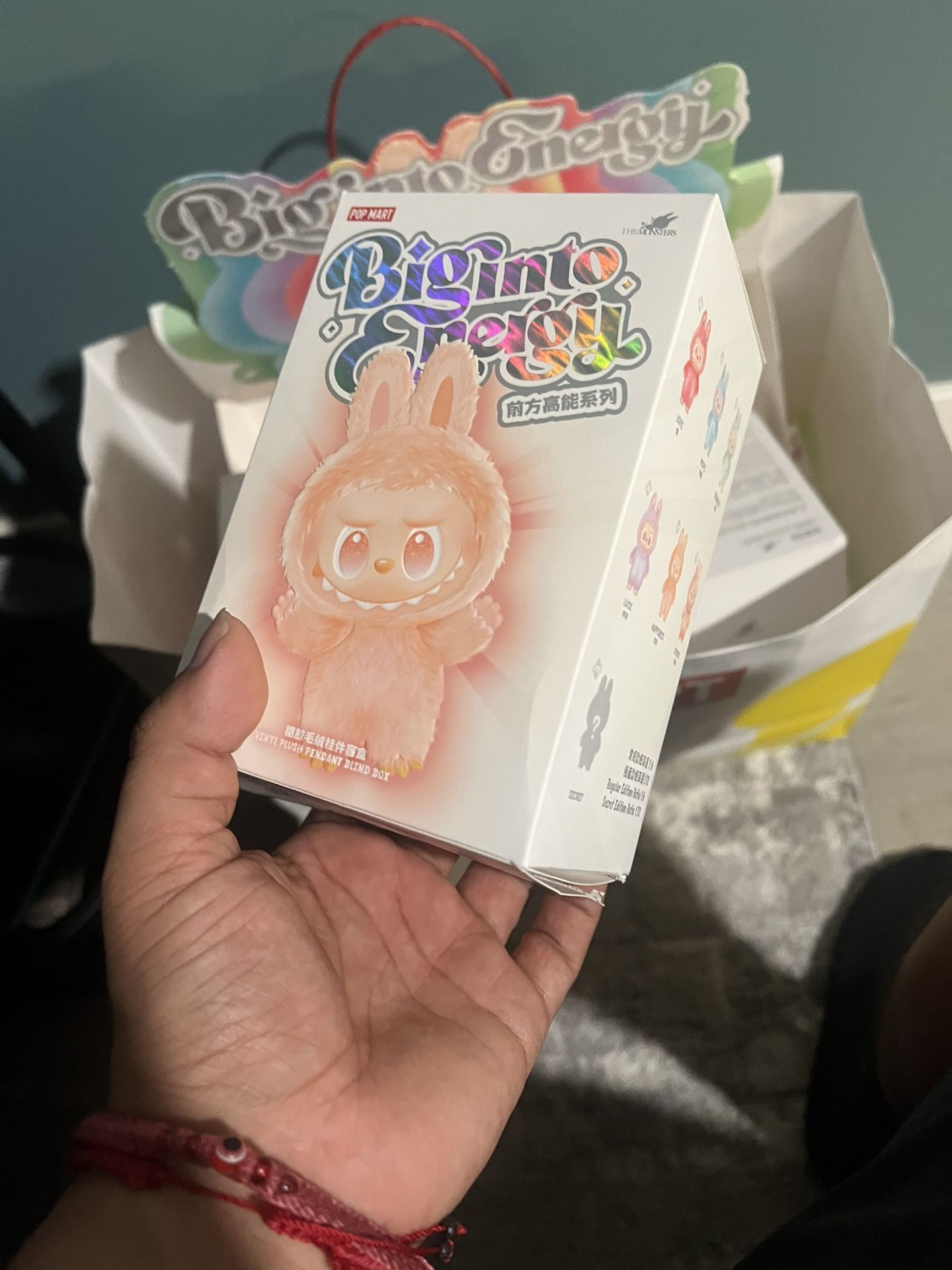 Labubu Big Into Energy (happiness)(loyalty)(serenity)