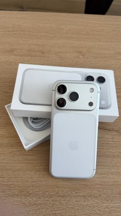 Unlocked iPhone 17 Pro 512GB $1000 firm
