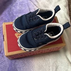 Elastic lace Vans Size 6C