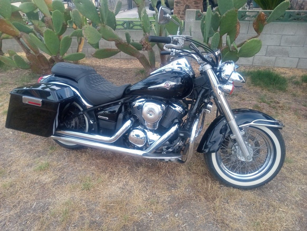 2009 Kawaki 900Vulcan Looks Great And Runs Great Tags Expire July 2026. Asking Price $2500 Obo. Serious Buyers Only