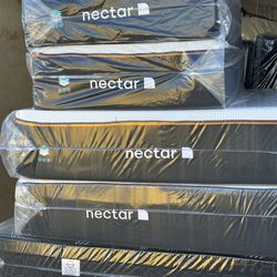 Nectar Mattress.       Nectar Premier Queen Size  - 13" Memory Foam Mattress   Brand New Mattress   Delivery available