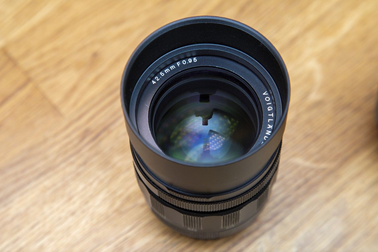 VoightLander NOKTON 42.5mm F0.95 Micro Four Thirds Mount