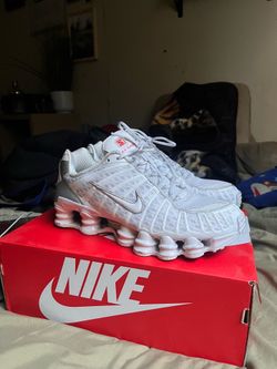 Nike shox xl size 9