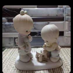 Vintage 1990 Precious Moments Porcelain Figurine