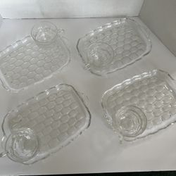 Four MCM  Vintage Yorktown Federal Glass Snack Plates W/ Matching Cups  