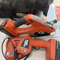 Black & Decker Firestorm 18V Circular Saw Kit + Light, Charger & Bag