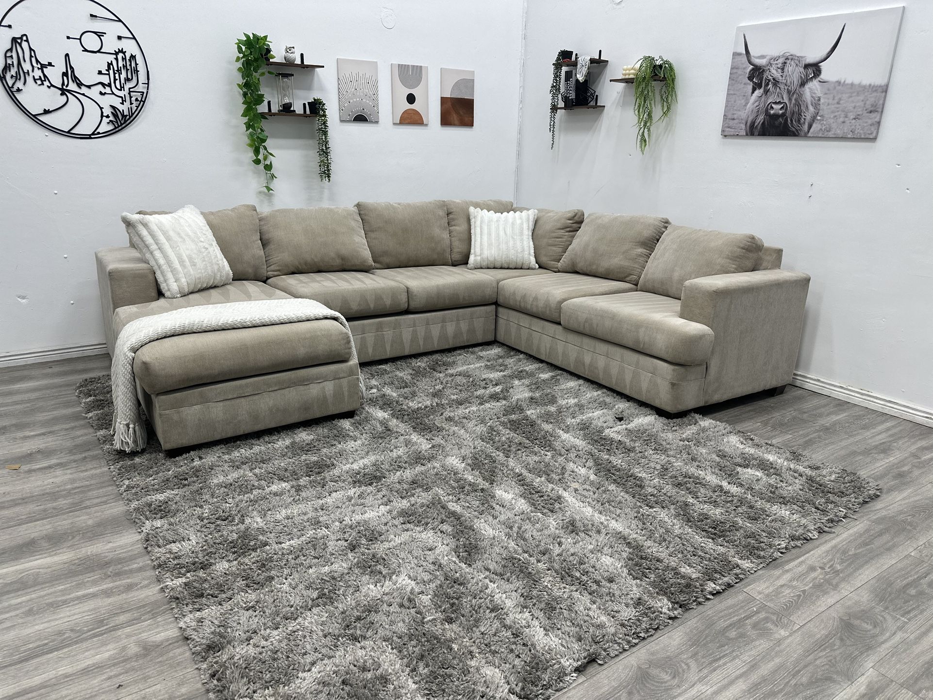 Cream Sectional Couch - Free Delivery 