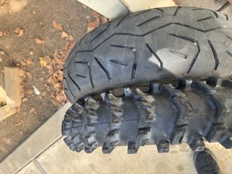 Motorcycle tires