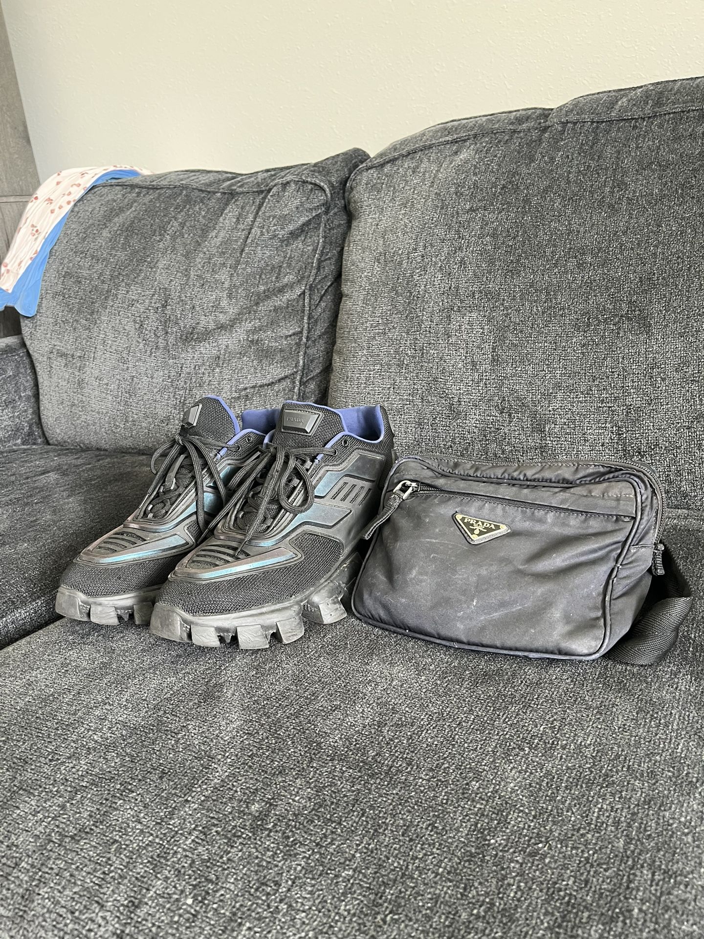 PRADA SHOES/BAG COMBO