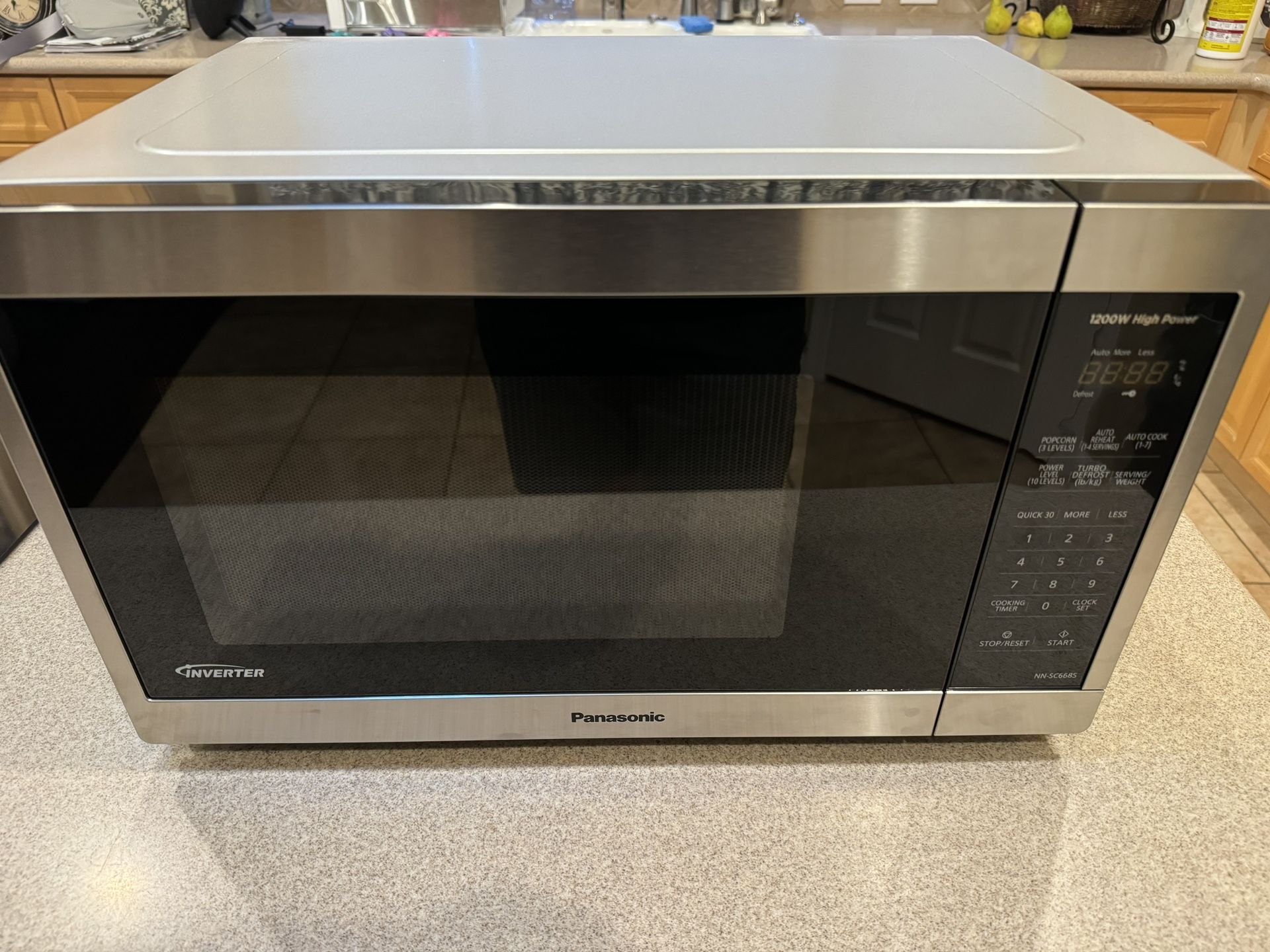 Panasonics Nn-sc668s 1.3CuFt Stainless Steel Countertop Microwave Oven
