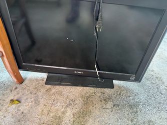 Sony Flat Screen TV with Stand