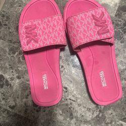 Michael Kors  Slides 