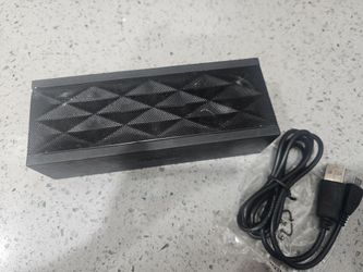 Jawbone Jambox Portable Bluetooth speaker-Black

