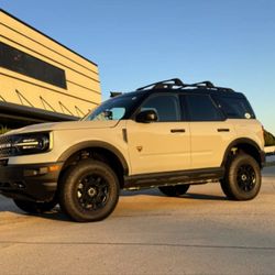 2.5 INCH LIFT KIT FOR 2021-2025
FORD BRONCO SPORT -Big
Bend Combo with tires BFGoodrich T/A245/70R17