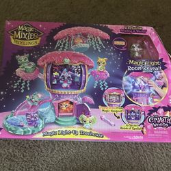 Magic Mixies Mixlings Magic Light-Up Treehouse