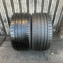 285/30/22  285 30 22  Pirelli P-Zero PZ4 PNCS  (LikeNew)