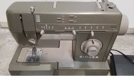 Singer HD 110 Sewing Machine