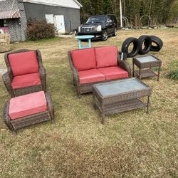 5 Piece Wicker Patio Conversation Set 