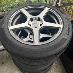 Set of 4 Wheels & Tires 215/56R17