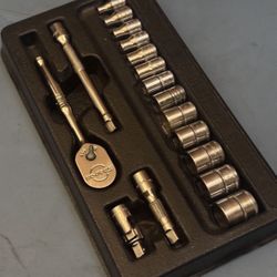 Snap-on Tools 17 pc 1/4" Drive 6-Point Metric Starter Set
