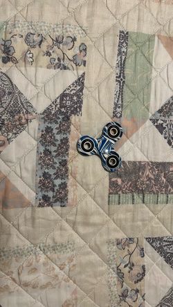 Fidget spinner