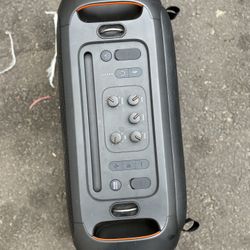 JBL PARTYBOX SPEAKER