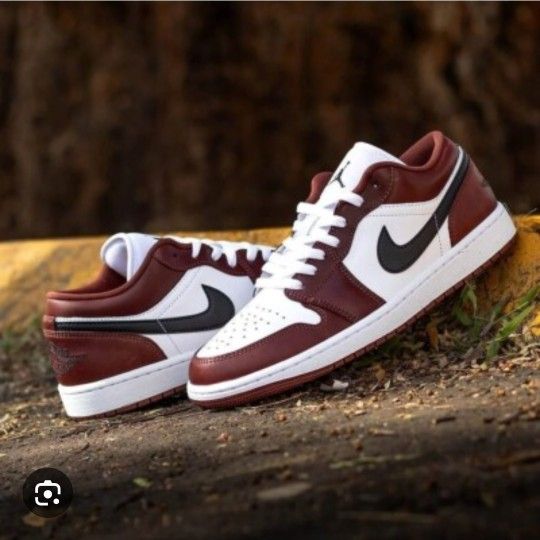 Nike Air Jordan 1 Low Shoes White Black "Dark Pony" Men's Size 10.5 NEW