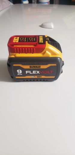 New Dewalt Lithium-Ion. 9 AH FLEX VOLT BATTERY